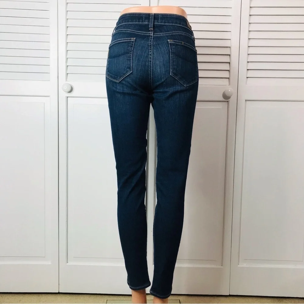 PAIGE Blue Verdugo Ultra Skinny Jeans Size 28